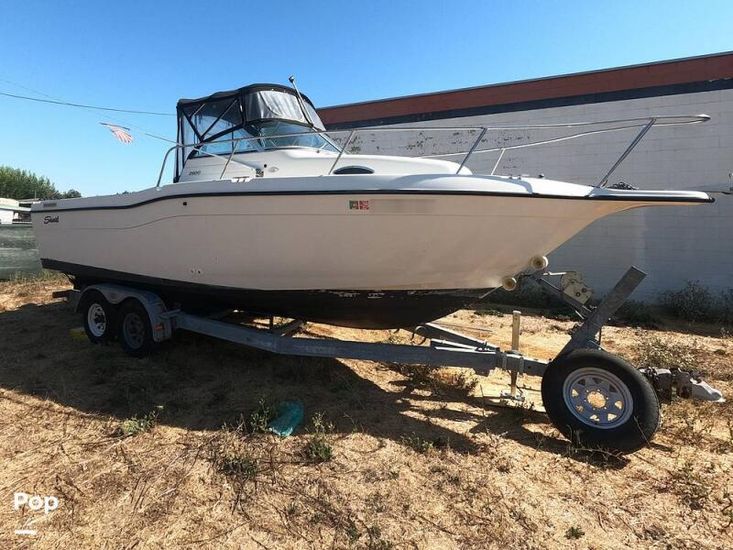 2002 Seaswirl 2600 striper