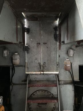 Engine room hatch doors shut 