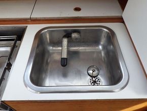 LM 30 Motor Sailer - Galley