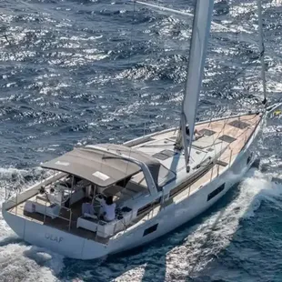 2023 Beneteau Oceanis Yacht 54