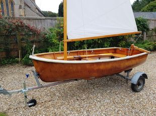 9ft SOUTERS SAILING/ROWING DINGHY - 1960 - Restored