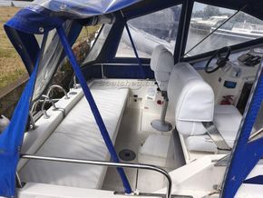 Fairline Holiday  - Cockpit