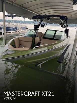2022 Mastercraft XT21