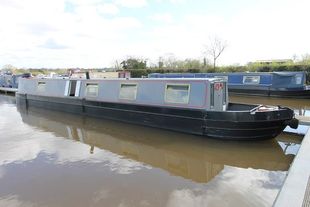 Queenie, a 55ft Traditional stern narrowboat built in 2001