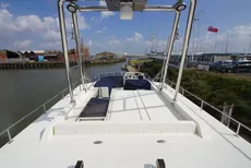 2005 Four Winns Horizon 240
