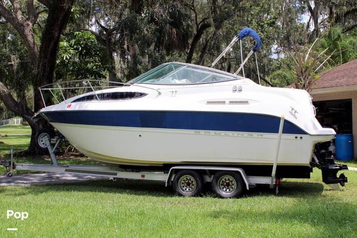 2007 Bayliner 245 sunbridge