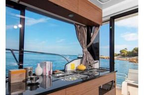 Jeanneau Merry Fisher 1095 - galley and aft sliding door