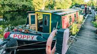 Beautiful 2 bedroom widebeam with residential mooring near Bristol