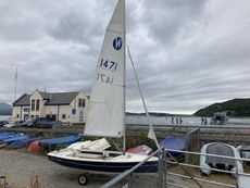 Wanderer sailing dinghy with combi