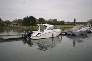 2017 Beneteau Antares 8 OB
