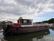 1920 Houseboat Converted barge