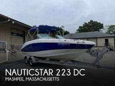2015 NauticStar 223 DC