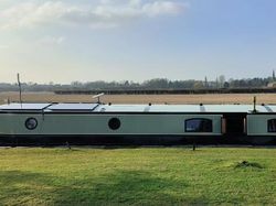 60 x 12ft Widebeam canal house boat 2022