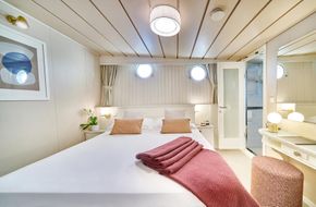 INT CABIN / New just taken and received 11/6/2020