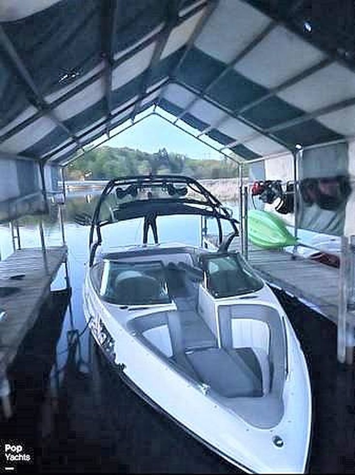 2011 Supra 242 sk launch