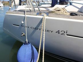Jeanneau Sun Odyssey 42i  - Stern