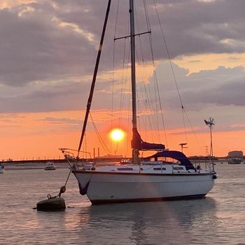 Countess Colvic Sailor 28' Yacht 1986