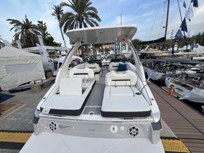 2025 Regal LS6 bowrider 7