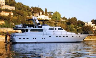 75ft. LUXURY BORETTI MOTOR-YACHT 