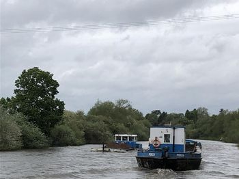 Powered Hopper Barges