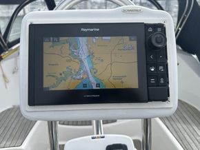 2010 Hunter Legend 41 Deck Saloon 20