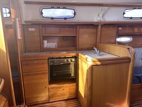2007 Bavaria 37 Cruiser 37