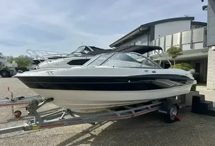 2009 Bayliner 185 Br