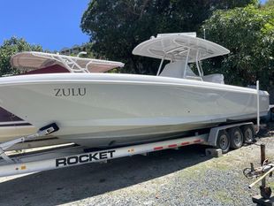 2019 Intrepid 327
