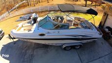 2004 Sea Ray 270 Sundeck