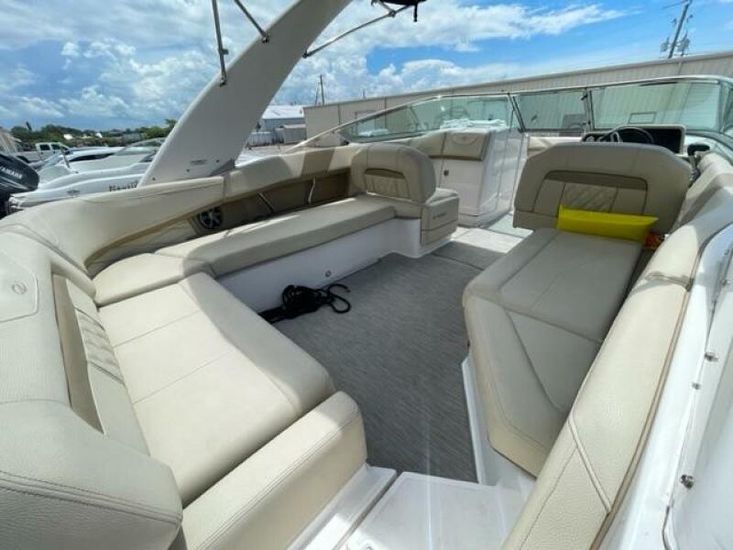 2019 Regal 26 fasdeck