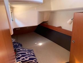 2018 Bavaria Cruiser 37 16