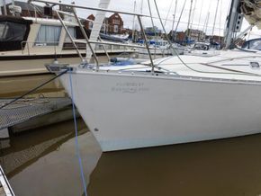 Beneteau First 35S5 Owners Edition - Bow