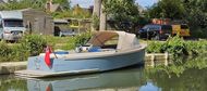 JR Yachts Classic 7 electric day boat