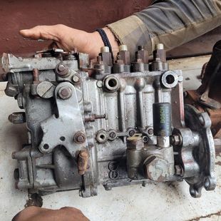 Fuel Pump 719175-51310 Yanmar good used
