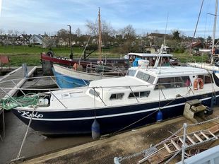 36ft Hagg 36 GRP twin engine motor boat, 1975