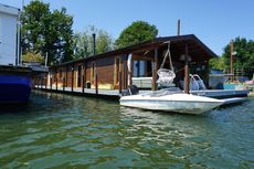 3 Bed Purpose-Built Houseboat