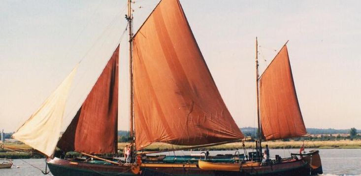 Dutch Tjalk Barge 93 (available)