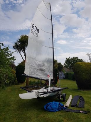 RS 600 excellent condition 2 sails with