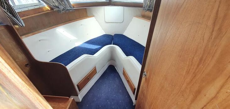BROOM OCEAN 37