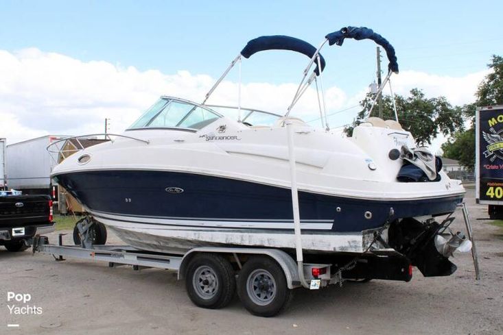 2008 Sea Ray 240 sundancer