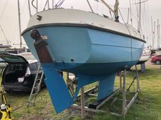 1972 Halcyon Clipper 27