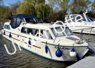 1995 32ft Viking River Cruiser