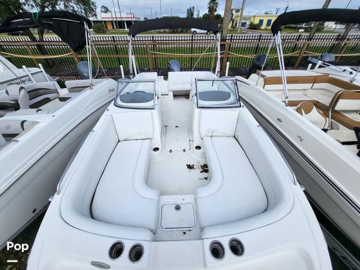 2019 Hurricane 217 sundeck