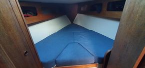 Moody 31 Mk II - Forward Cabin