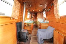 45ft Semi-Traditional stern