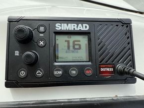 Beneteau Antares 7 Inboard diesel engine - low hours - Navigation Instruments