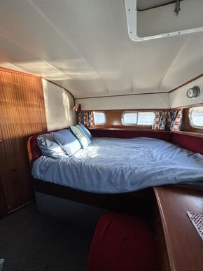 Double Cabin