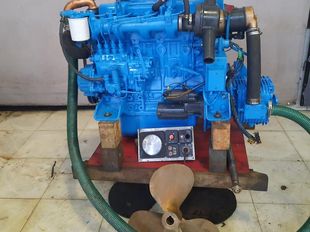 Mitsubishi S4-E - Sabb M4 295 marine Inboard Engine 70 hp low hour