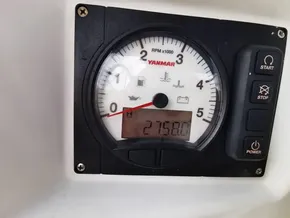 Yanmar engine gauge on 2020 Jeanneau Sun Odyssey 410, displaying 2758 hours.