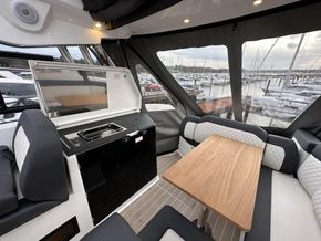 2024 Bavaria SR35HT 16